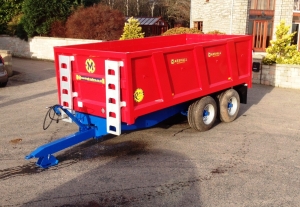 Marshall QM/11 Monocoque Trailer, Bespoke Wheels